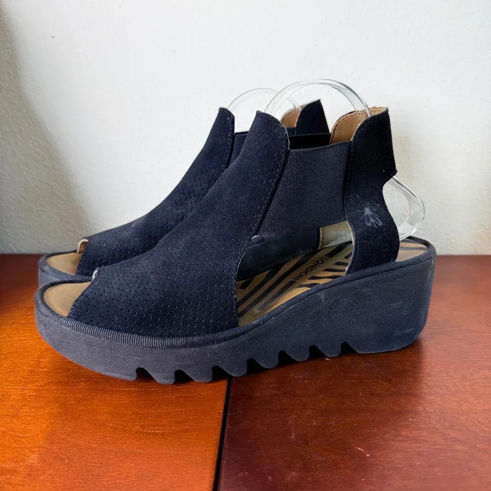 Fly London Wedge Sandals Women 40 (9) Black Suede Perforated Peep Toe Platform